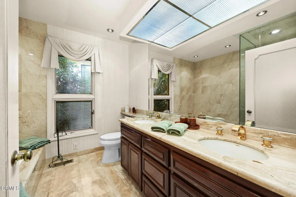 1304 Padres Trail, La Canada Flintridge, California 91011 home-pic-32
