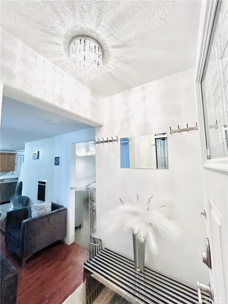 13111 Sierra, Agua Dulce, California 91390 home-pic-9