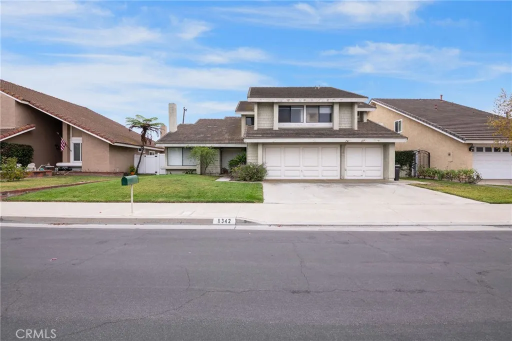 8342 Seaport, Huntington Beach, California 92646 home-pic-1