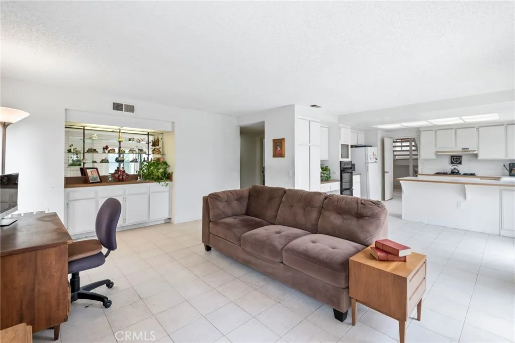 8342 Seaport, Huntington Beach, California 92646 home-pic-15