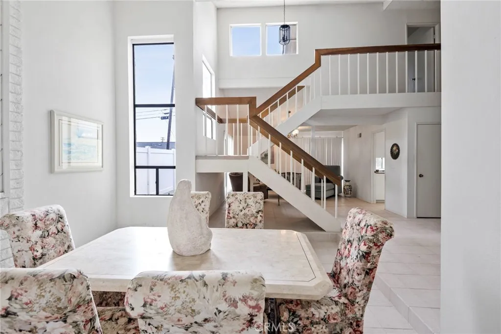 8342 Seaport, Huntington Beach, California 92646 home-pic-8