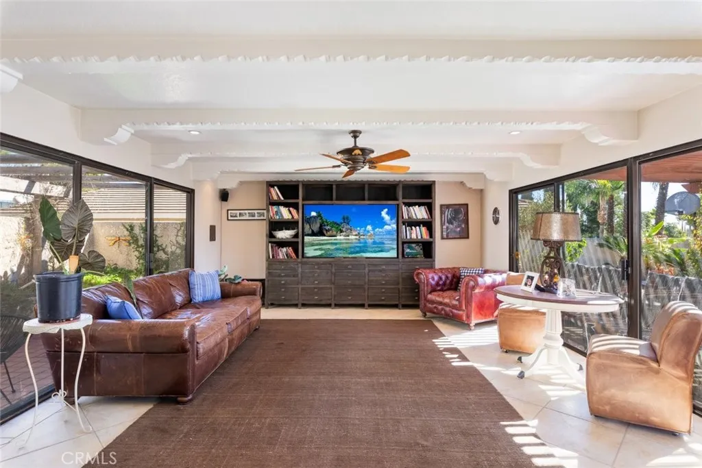 256 W 18th, Upland, California 91784 home-pic-19