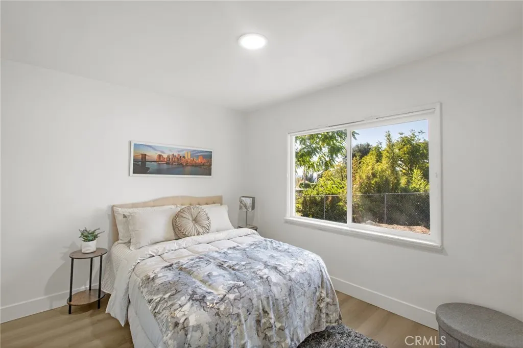 33467 Washington Dr, Yucaipa, California 92399 home-pic-10