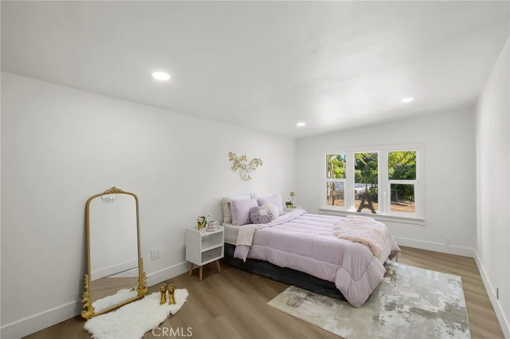 33467 Washington Dr, Yucaipa, California 92399 home-pic-8