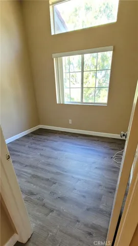 Open 2nd Bedroom with great windows and spacious closet!