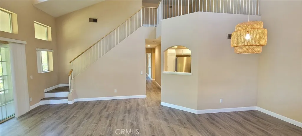 Spacious Loft /3rd Room Above