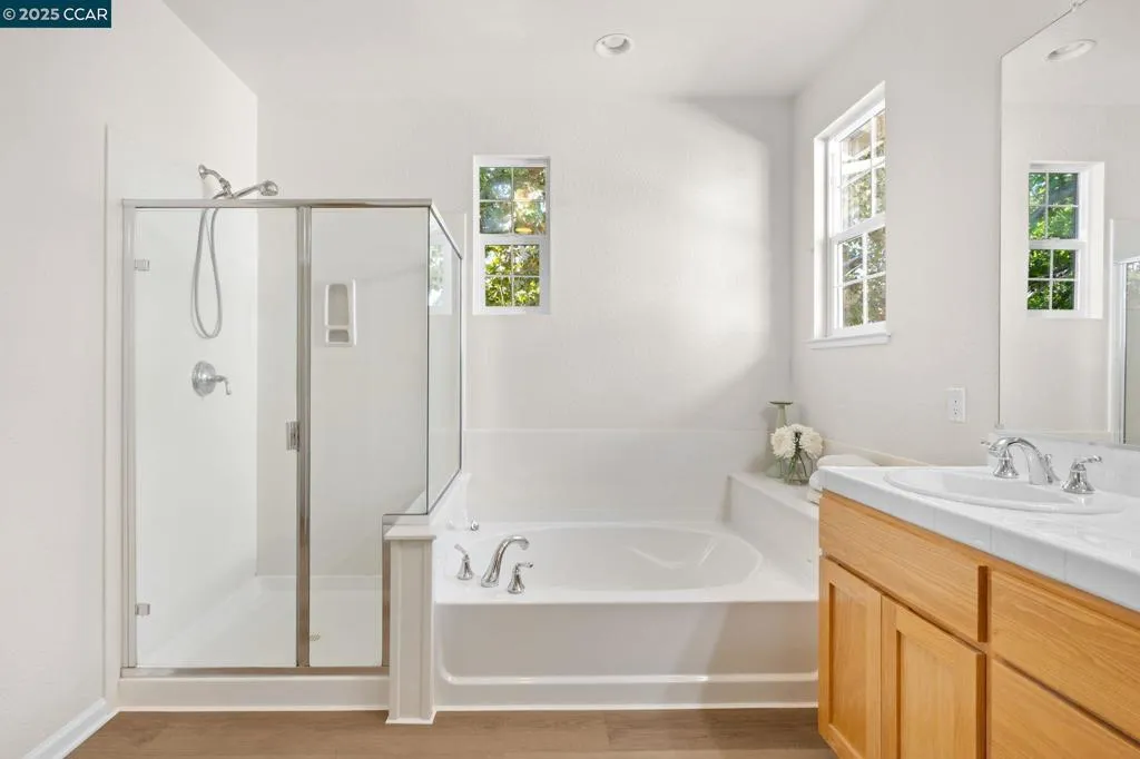 2805 Euclid Ave, Concord, California 94519 home-pic-39