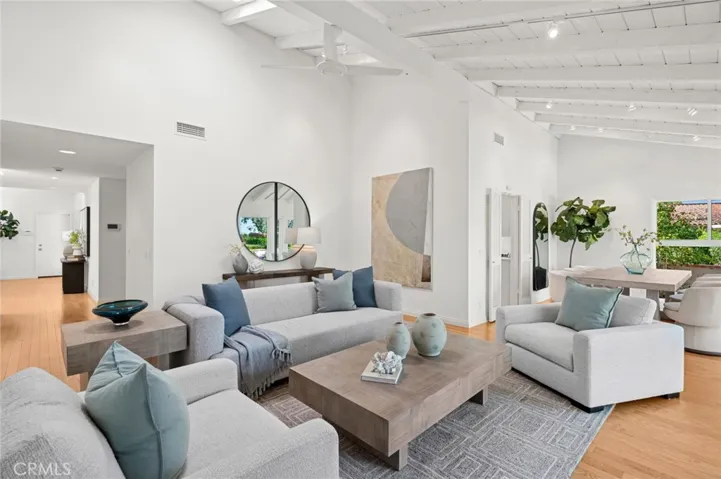 2441 Vista Nobleza, Newport Beach, California 92660