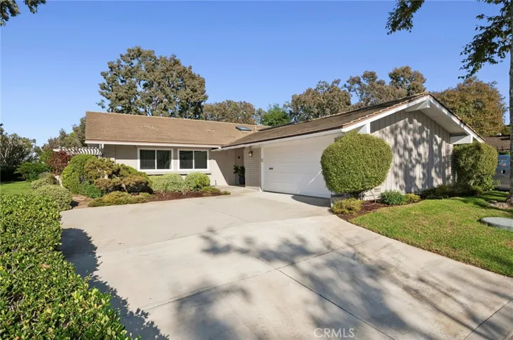 2441 Vista Nobleza, Newport Beach, California 92660