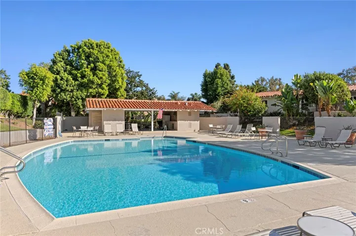 2441 Vista Nobleza, Newport Beach, California 92660