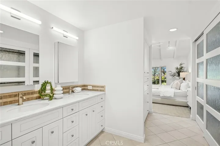 2441 Vista Nobleza, Newport Beach, California 92660