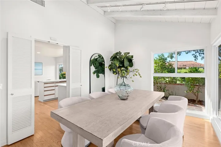 2441 Vista Nobleza, Newport Beach, California 92660