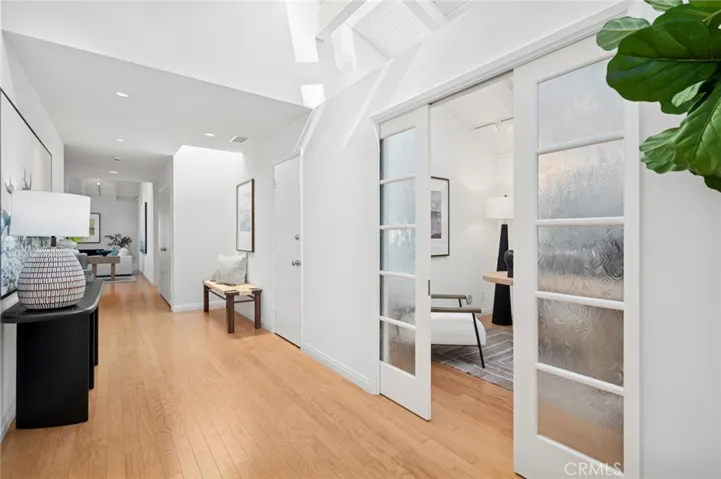 2441 Vista Nobleza, Newport Beach, California 92660