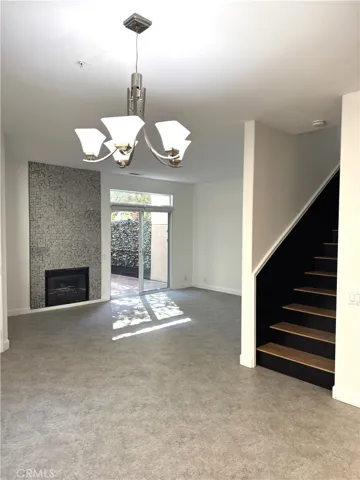 Open Area Between Entrance and Kitchen