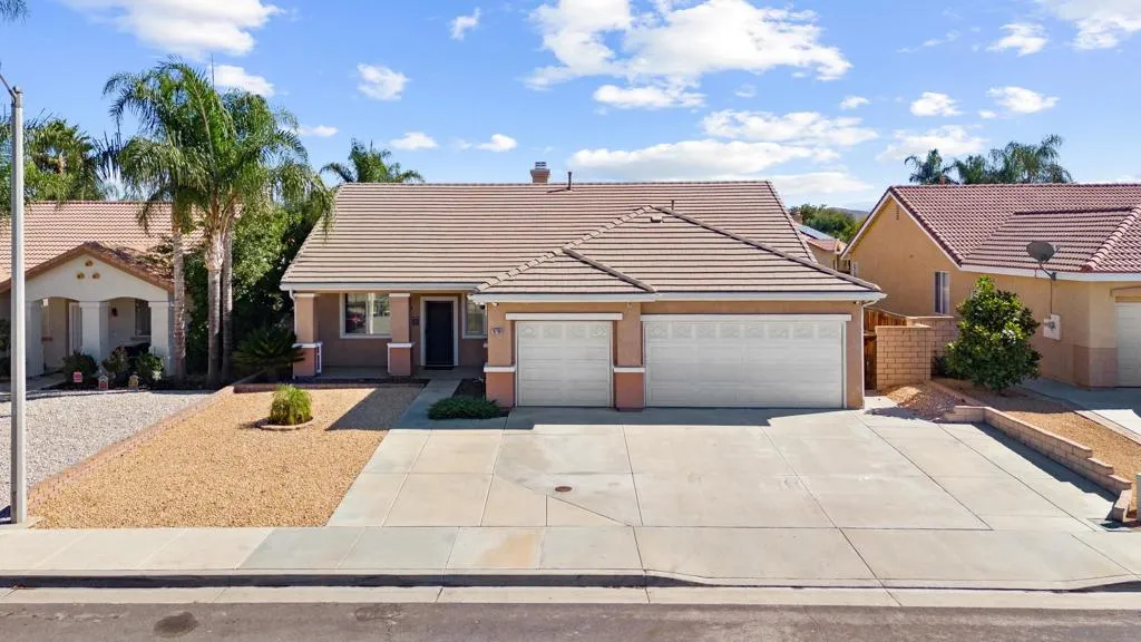 26798 Wilkes Dr, Menifee, California 92585 home-pic-1