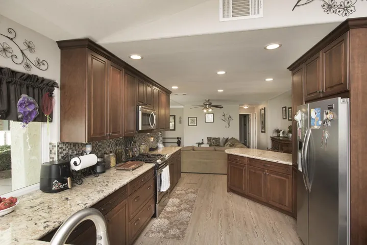 4Z6A9053  web - Copy - Copy - Copy - Cop