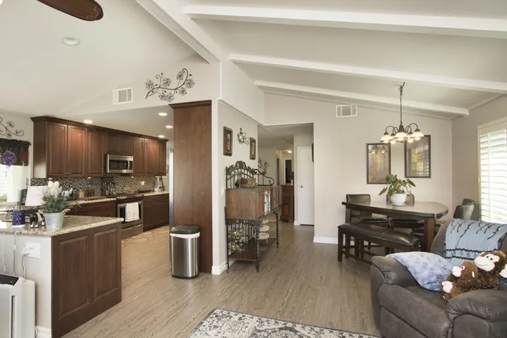 4Z6A9032  web - Copy - Copy - Copy - Cop