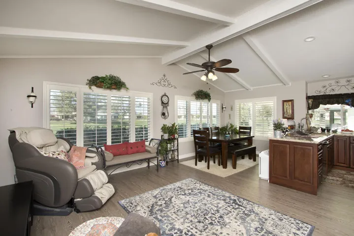 4Z6A9021  web - Copy - Copy - Copy - Cop