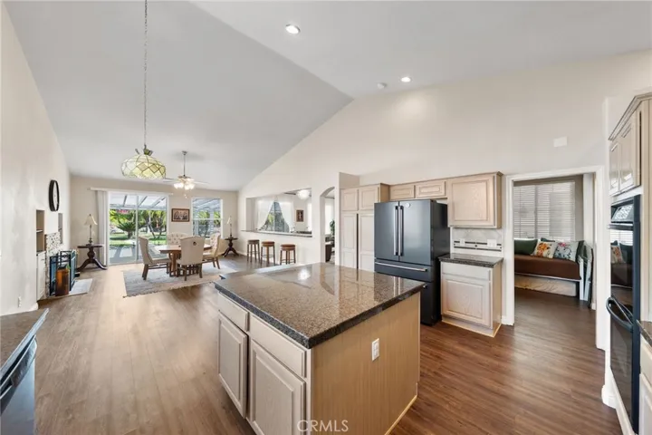 36012 Corte Pavia, Murrieta, California 92562