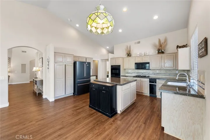 36012 Corte Pavia, Murrieta, California 92562