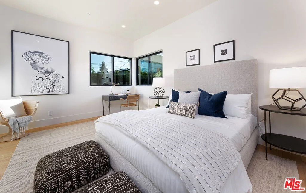 3985 Mclaughlin Avenue, Los Angeles, California 90066 home-pic-17