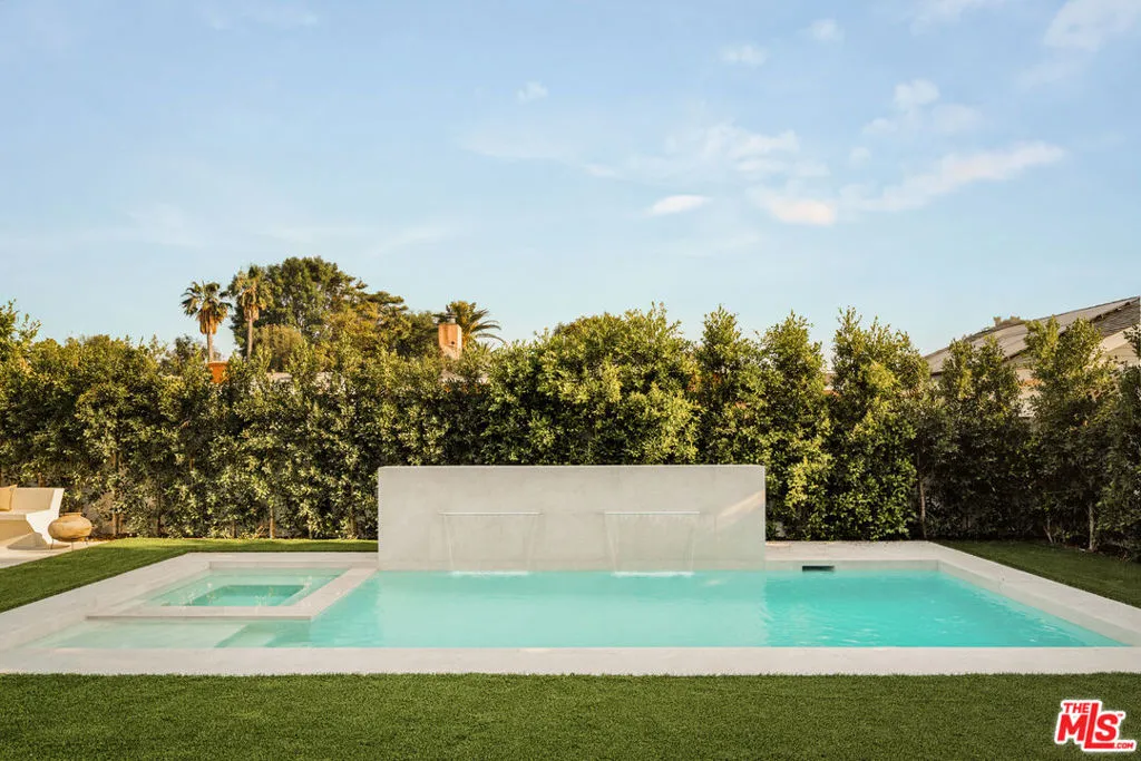 11556 Blix Street, Valley Village, California 91602 home-pic-42