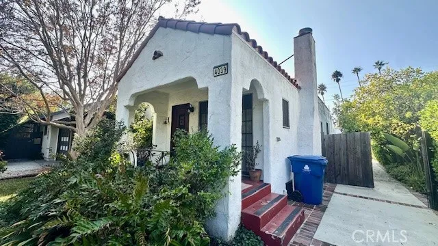 4039 Denny Avenue, Studio City, California 91604