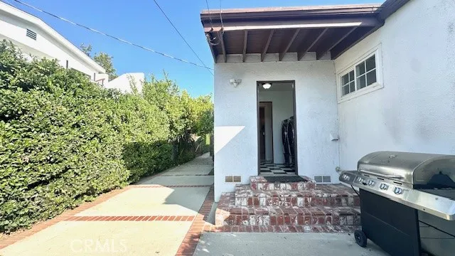 4039 Denny Avenue, Studio City, California 91604