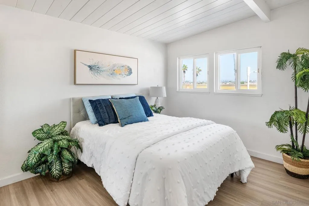1680 Seacoast Drive D, Imperial Beach, California 91932 home-pic-31