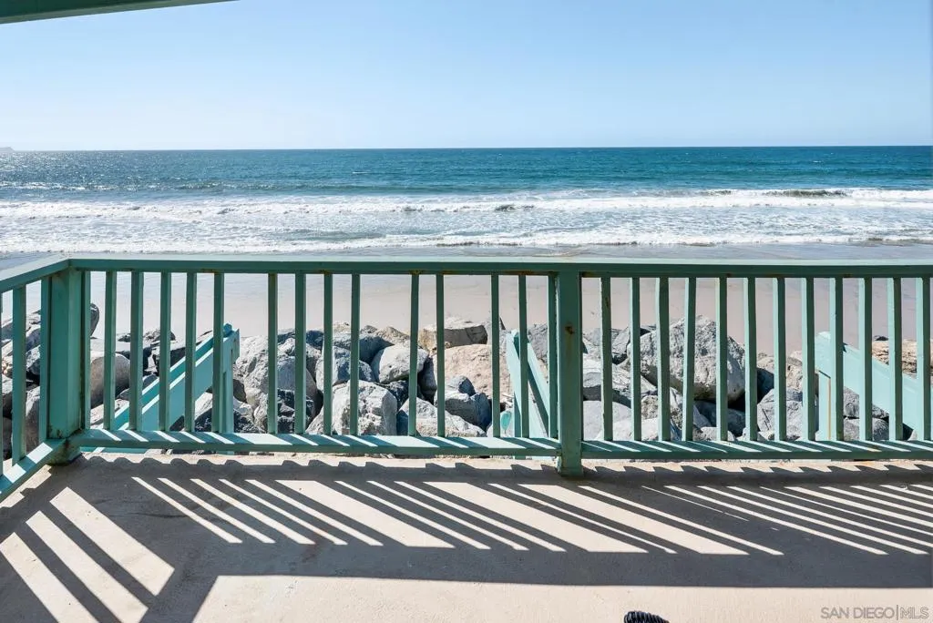 1680 Seacoast Drive D, Imperial Beach, California 91932 home-pic-16