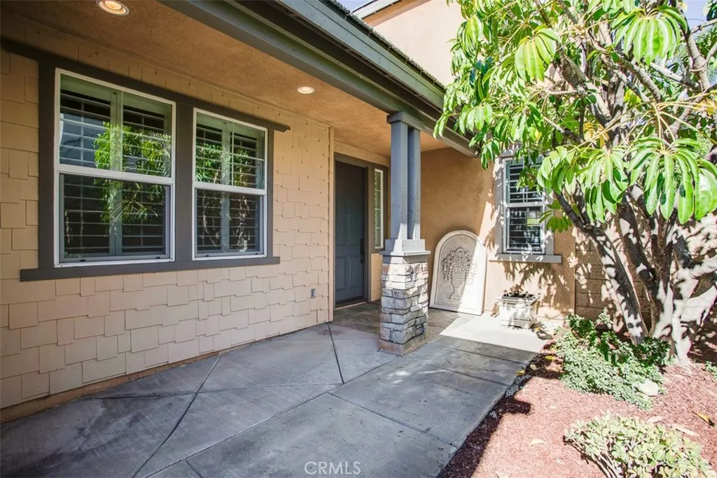 1267 Kendra Lane, Upland, California 91784 home-pic-2