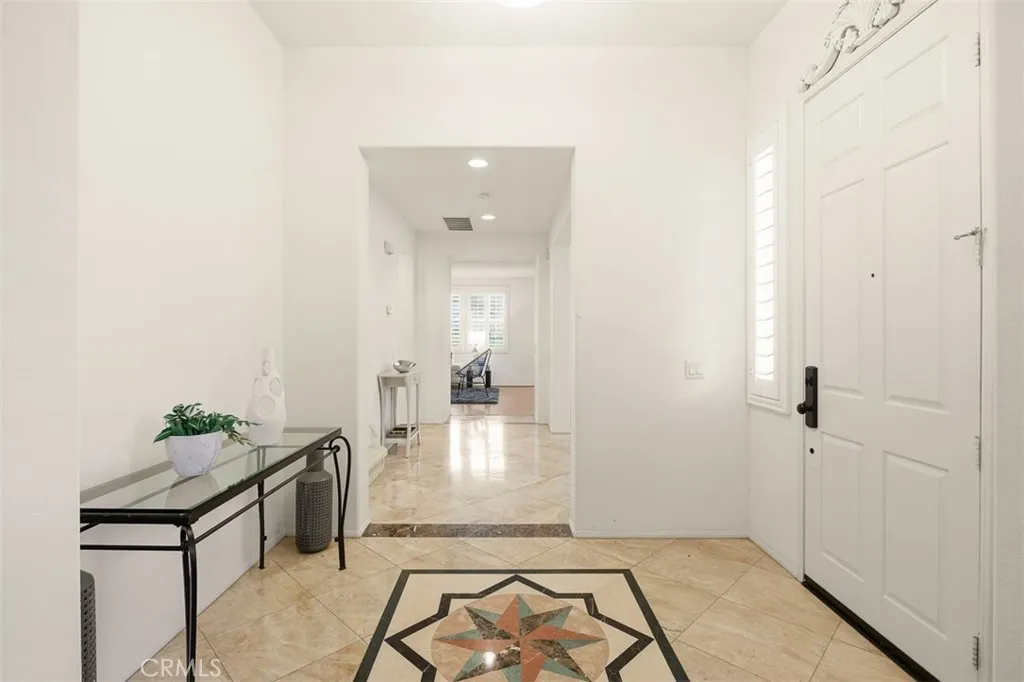 1267 Kendra Lane, Upland, California 91784 home-pic-4