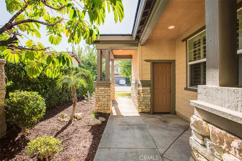 1267 Kendra Lane, Upland, California 91784 home-pic-3