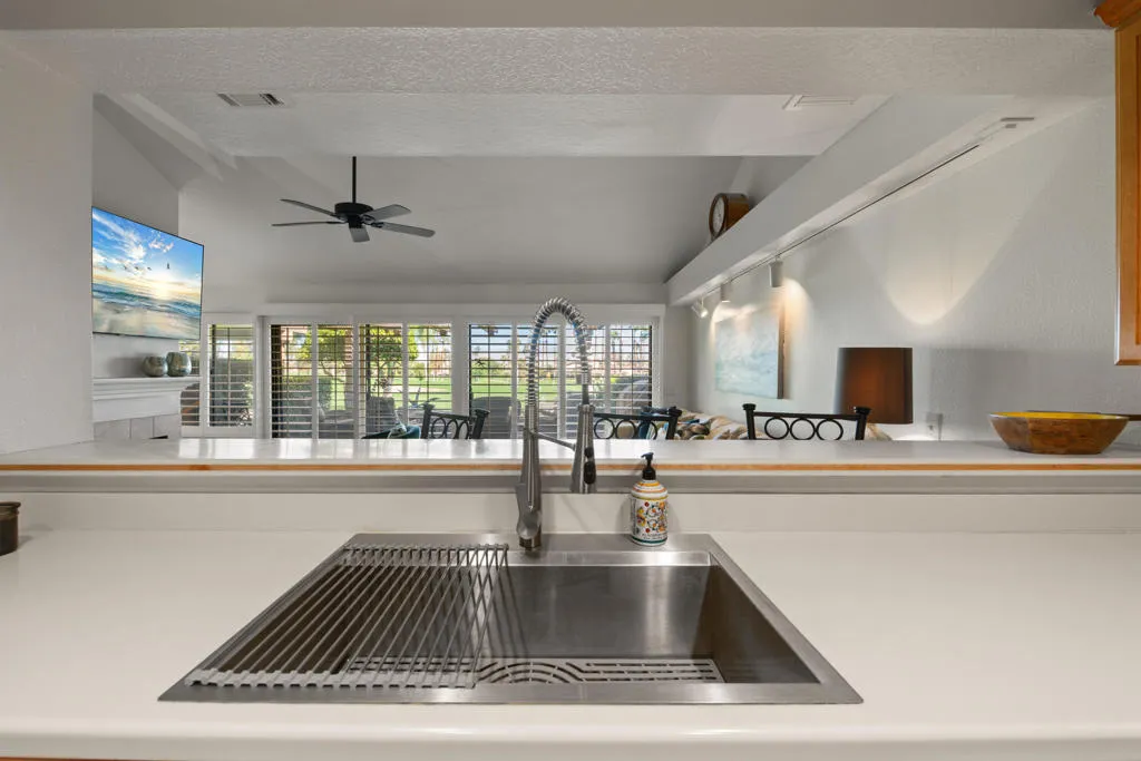 77796 Woodhaven Drive S, Palm Desert, California 92211 home-pic-19