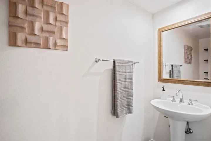 2330 1st Ave 115, San Diego, California 92101