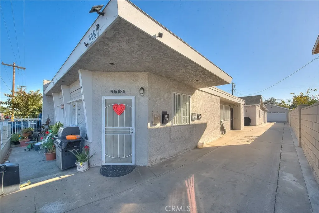 456 E Market, Long Beach, California 90805 — photo 5