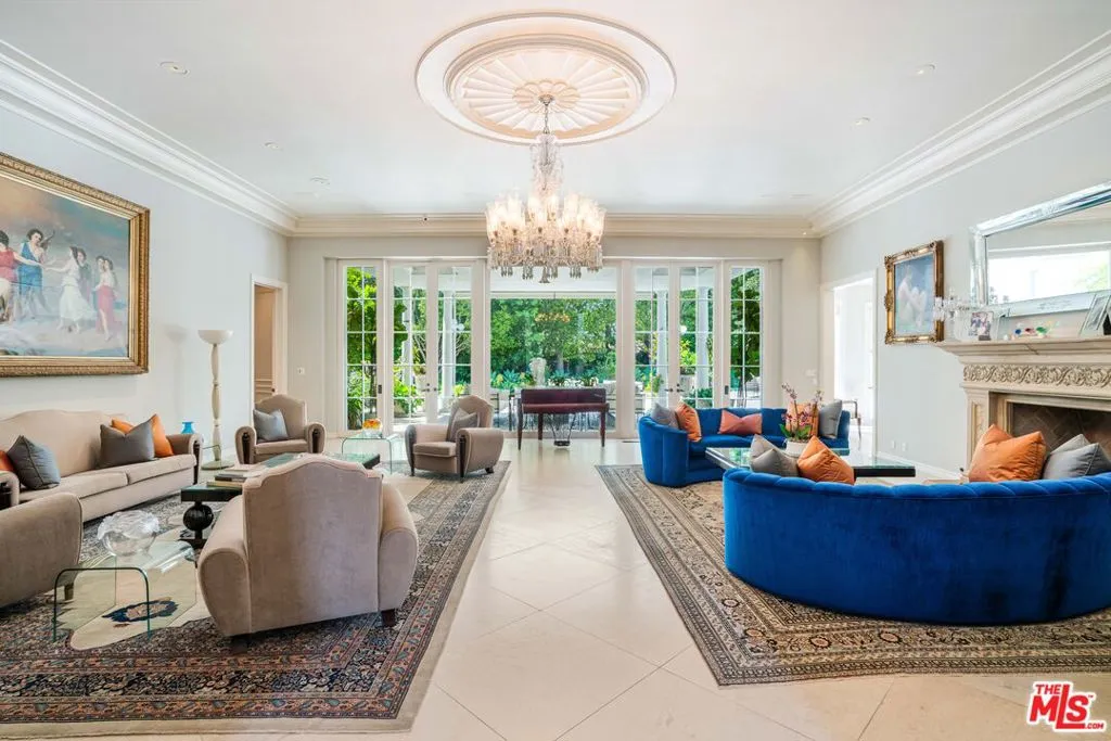 915 Hartford Way, Beverly Hills, California 90210 home-pic-2