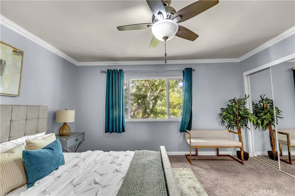 1919 N Sherry Lane 31, Santa Ana, California 92705 home-pic-16