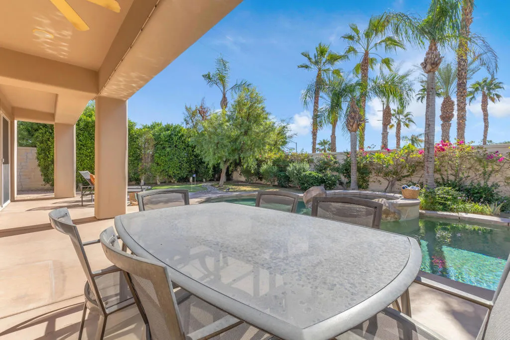 35 Calle La Reina, Rancho Mirage, California 92270 home-pic-52