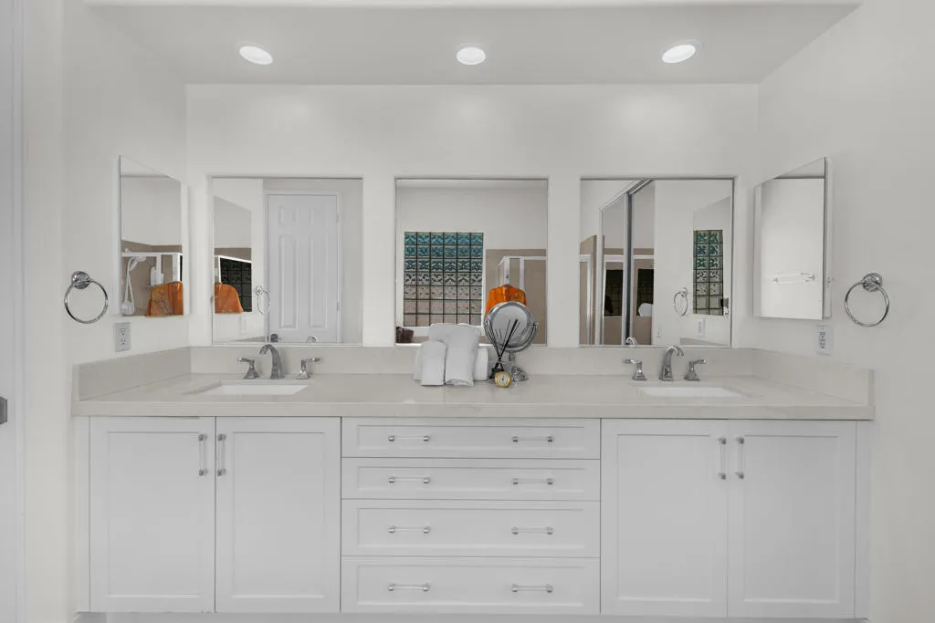 35 Calle La Reina, Rancho Mirage, California 92270 home-pic-8