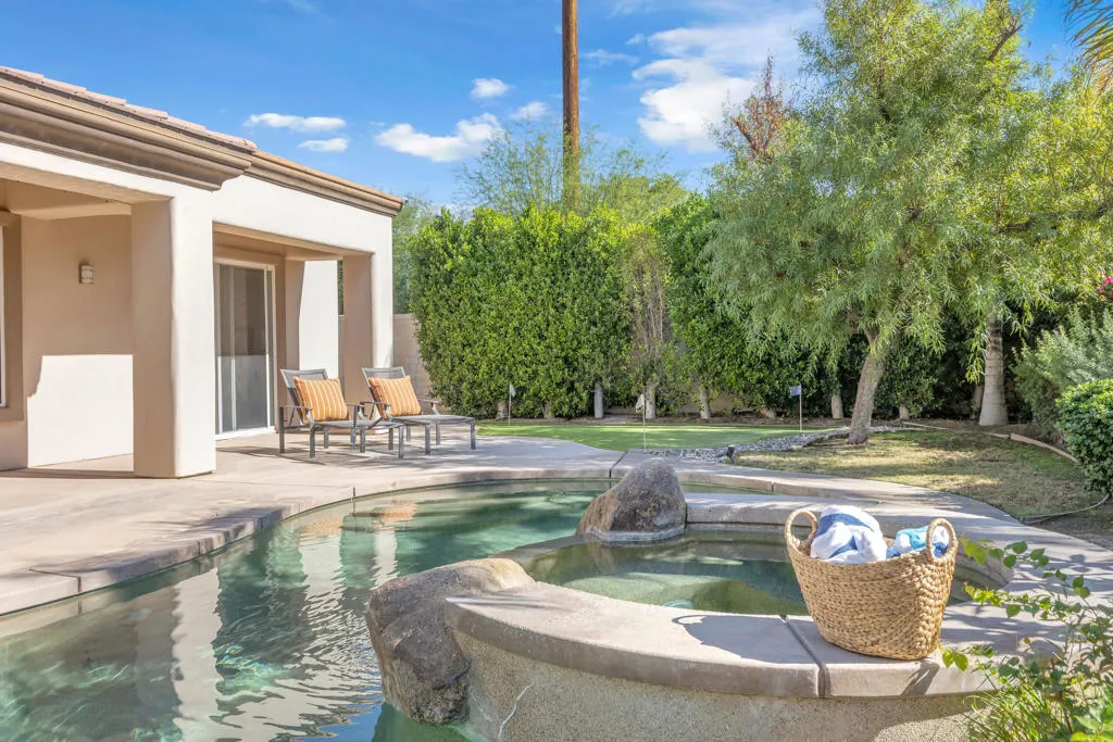 35 Calle La Reina, Rancho Mirage, California 92270 home-pic-61
