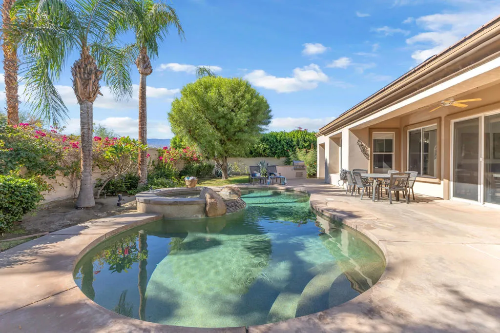 35 Calle La Reina, Rancho Mirage, California 92270 home-pic-54