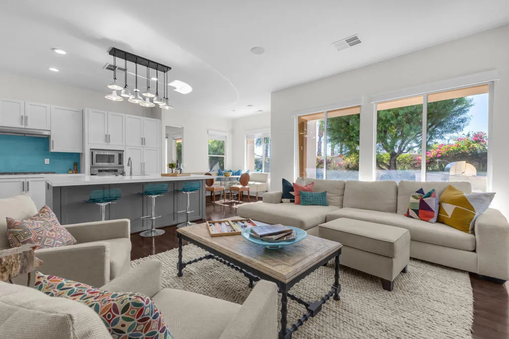 35 Calle La Reina, Rancho Mirage, California 92270 home-pic-4