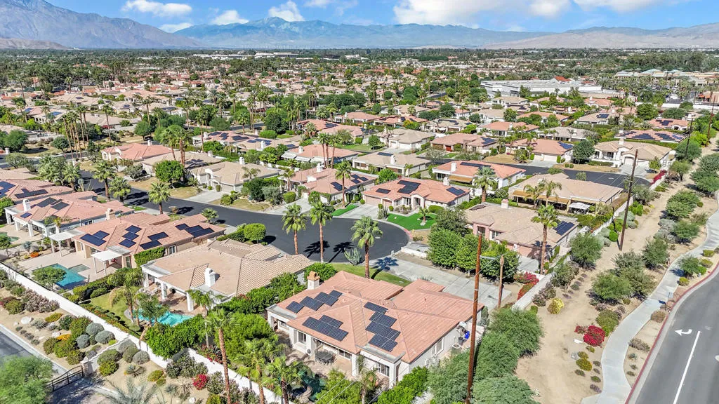 35 Calle La Reina, Rancho Mirage, California 92270 home-pic-67