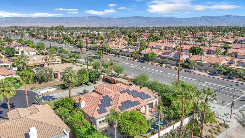 35 Calle La Reina, Rancho Mirage, California 92270 home-pic-66