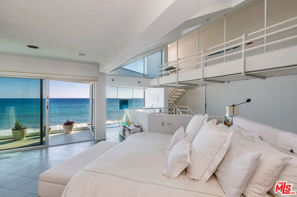 21016 Pacific Coast Highway, Malibu, California 90265 home-pic-21