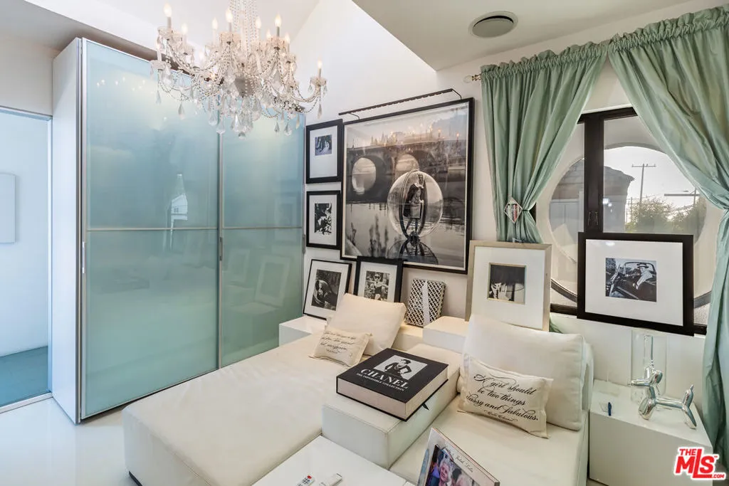 21016 Pacific Coast Highway, Malibu, California 90265 home-pic-24