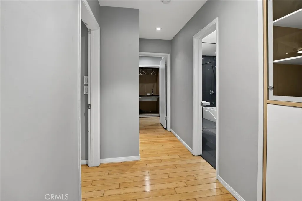 21 Alamitos, Long Beach, California 90802 home-pic-28