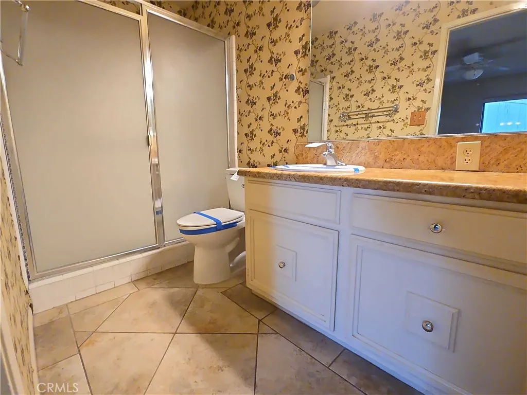 5064 A N Wishon, Fresno, California 93704 home-pic-15