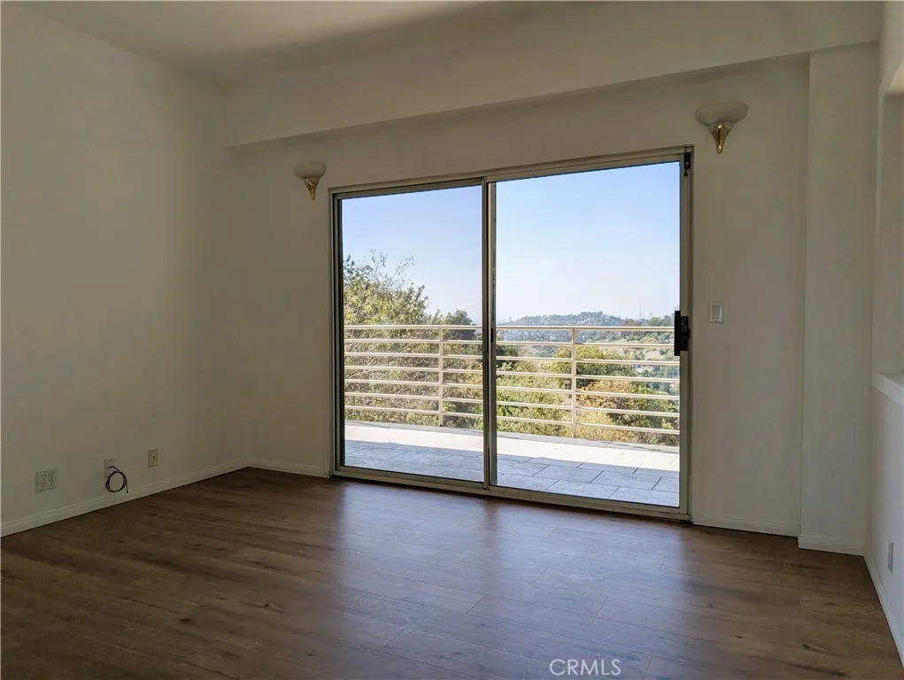 2076 Hanscom Drive, South Pasadena, California 91030 home-pic-36